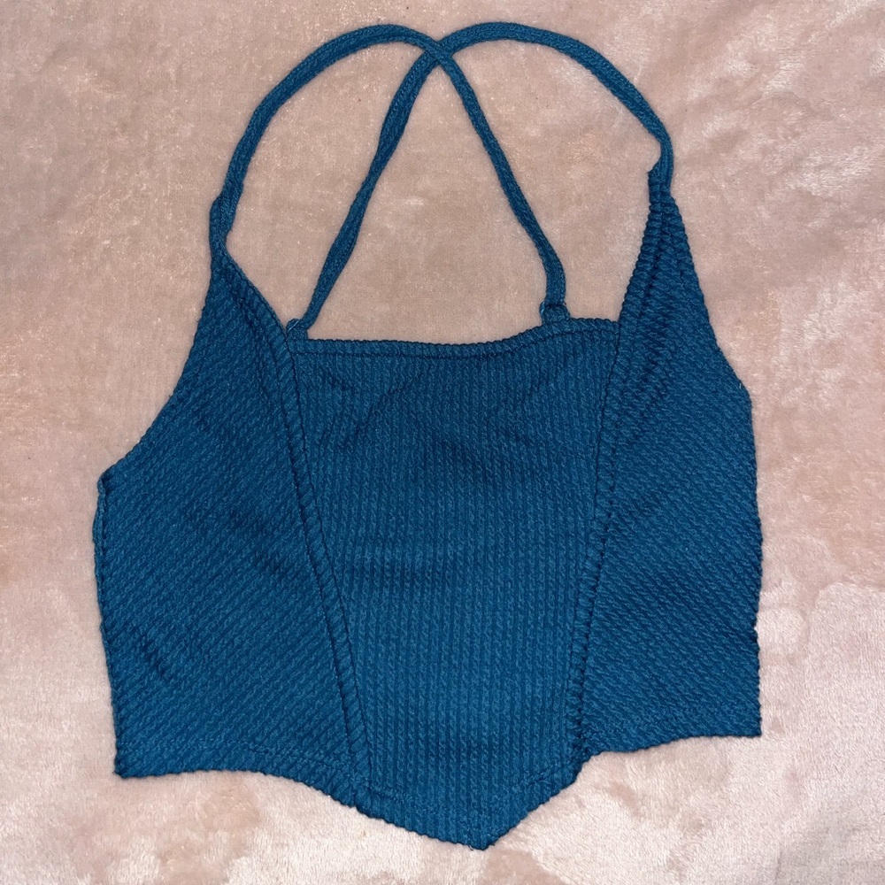 Blue triangular crop tank top🩵